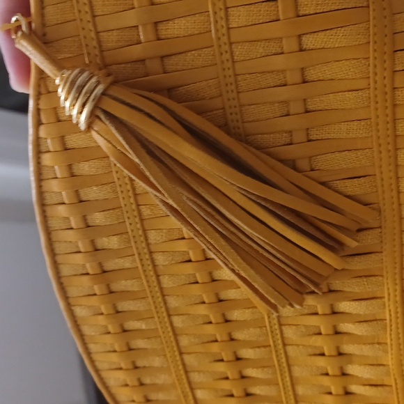 Vintage leather woven crossbody bag - Picture 6 of 7